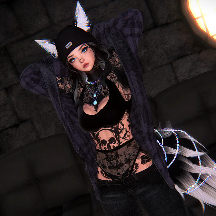 Kataurora Tsuki (She/Her)