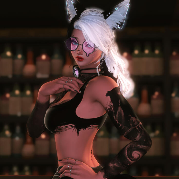 Kataurora Tsuki (She/Her)